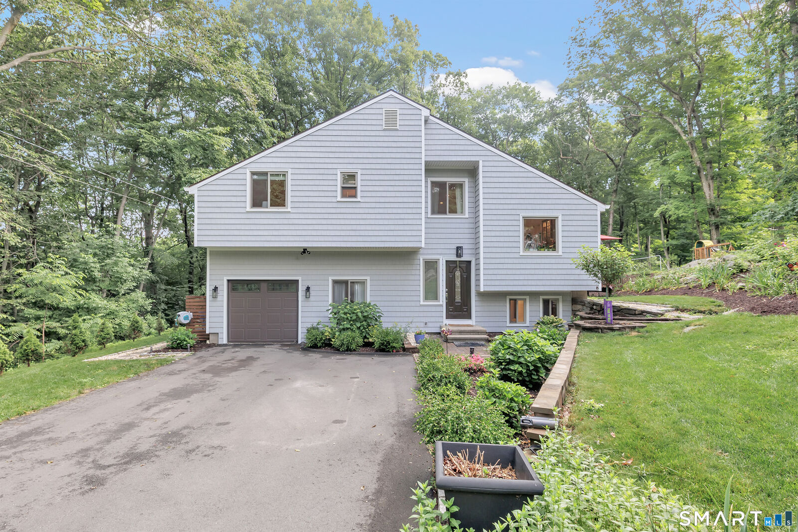 Property Photo:  110 Bart Road  CT 06468 