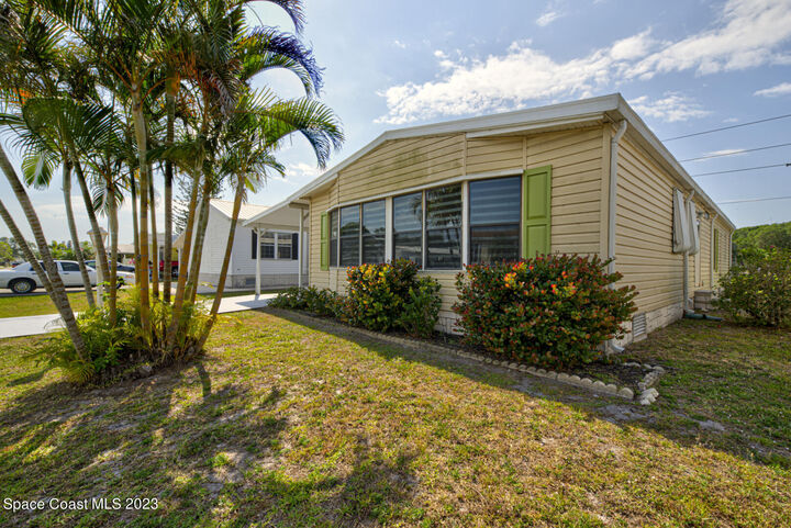 Property Photo: 5351 Bannock Street FL 32976