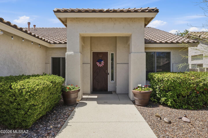 Property Photo: 9796 E Rock Ridge Court AZ 85749