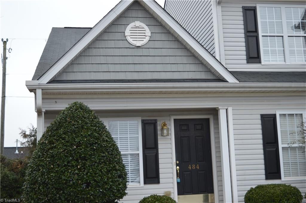 Property Photo:  484 Dunwood Drive  NC 27265 