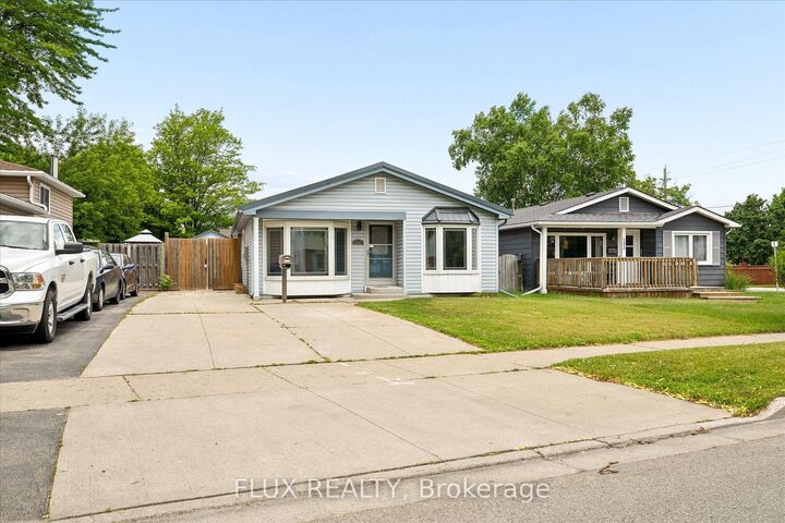 Property Photo:  156 Traynor Avenue  ON N2C 1W5 