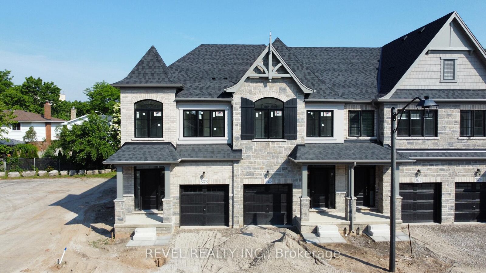 Property Photo: 3173 Maplehill Drive ON L7N 2W3