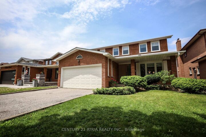 34 Raynes Crescent — photo 1