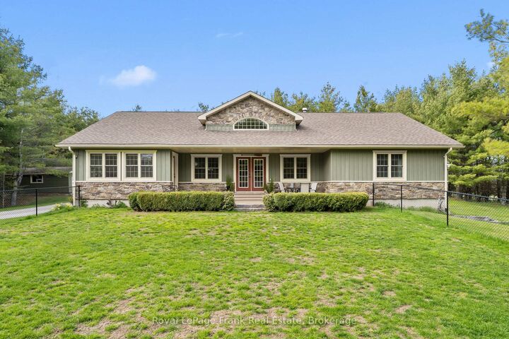 382 Lakehurst Circle Road — photo 1