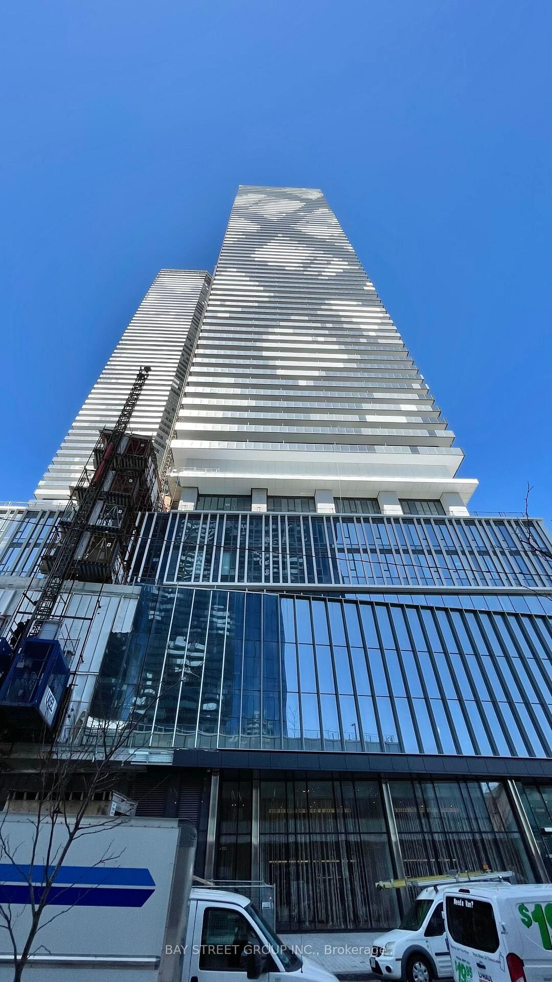 Property Photo:  138 Downes Street 4302  ON M5E 0E4 