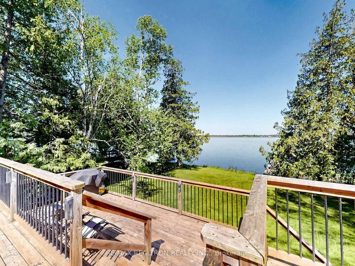 Property Photo: 58 Iris Drive ON K0M 1G0