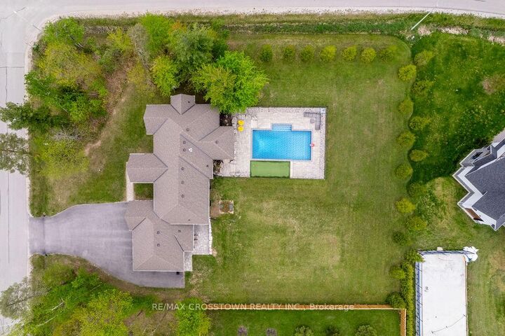 2055 Elana Drive — photo 1