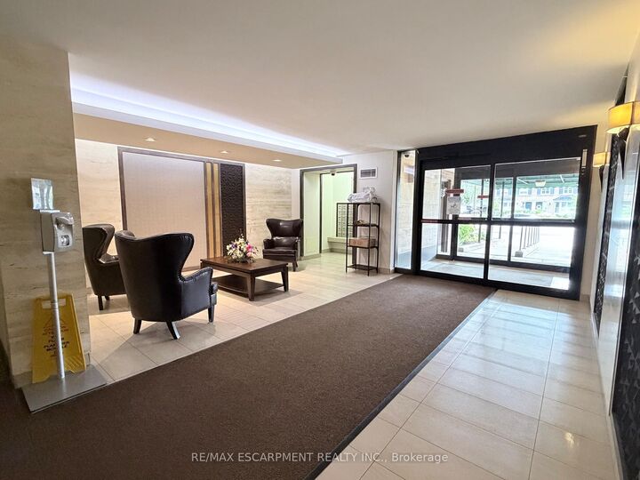 Property Photo: 1415 Ghent Avenue 705 ON L7S 1X4