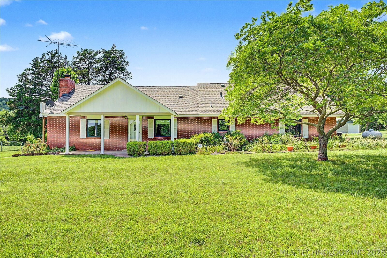 Property Photo:  267 County Road 3013  OK 74003 