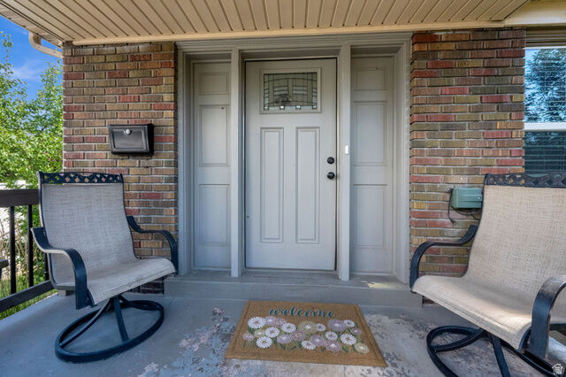Property Photo: 1019 W Pierpont Ave S UT 84104