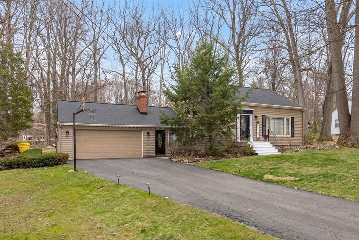 Property Photo: 205 Woodland PA 16105