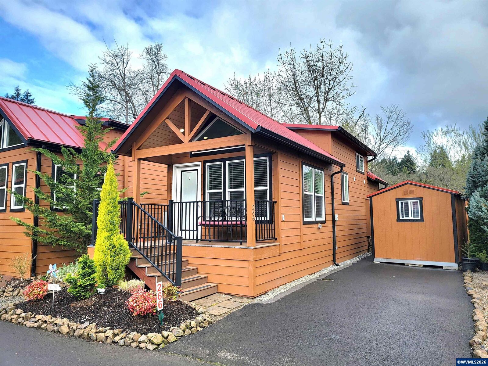Property Photo: 8372 Enchanted #266 Wy 266 OR 97392