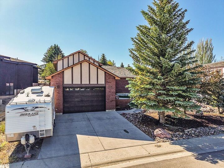 Property Photo: 2064 Skyview St. WY 82901