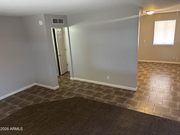 Property Photo:  315 N Horne -- # 315  AZ 85203 