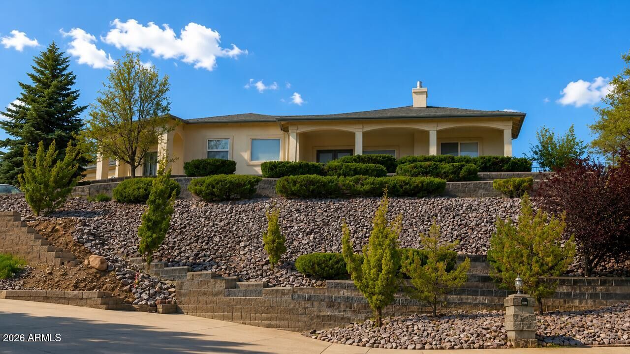 Property Photo: 1566 Eagle Mountain Drive AZ 86301