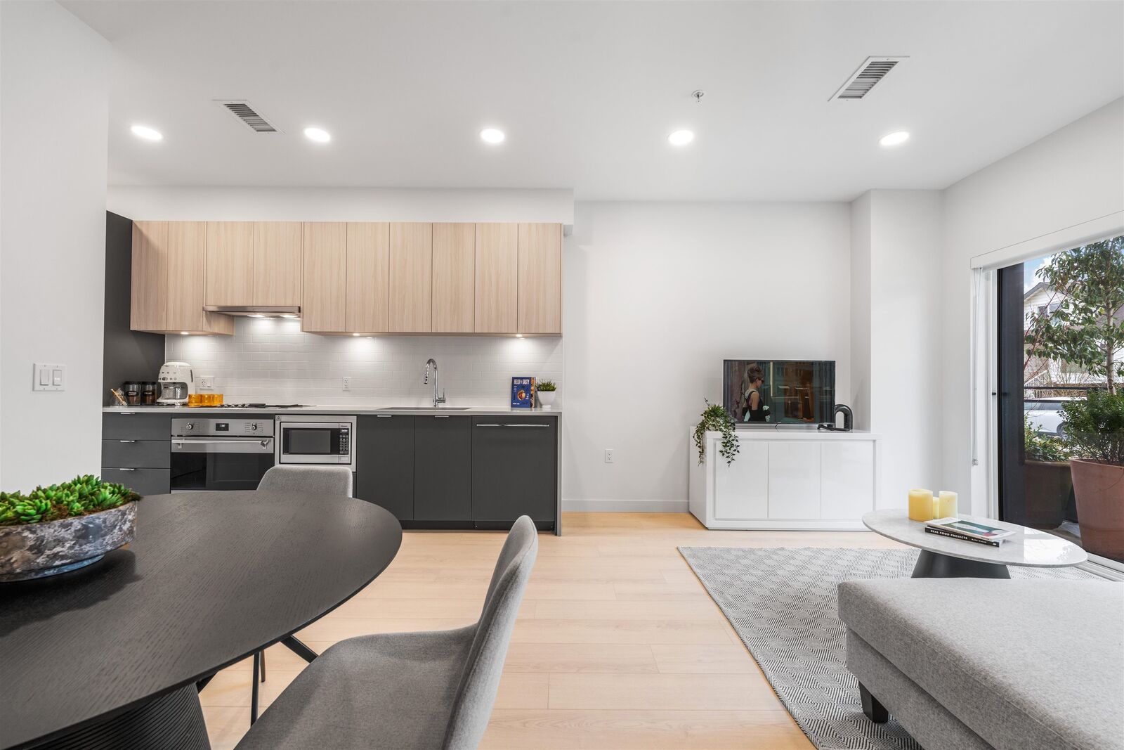 Property Photo:  2421 Grant Street  BC V5K 3G5 