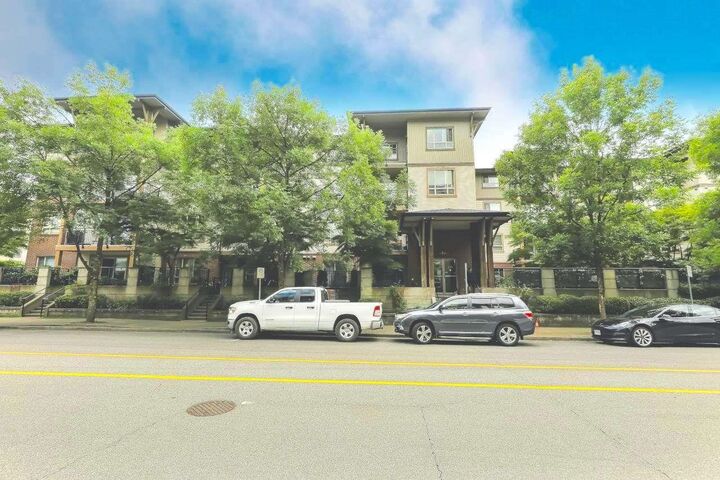 2346 McAllister Avenue 413 — photo 1