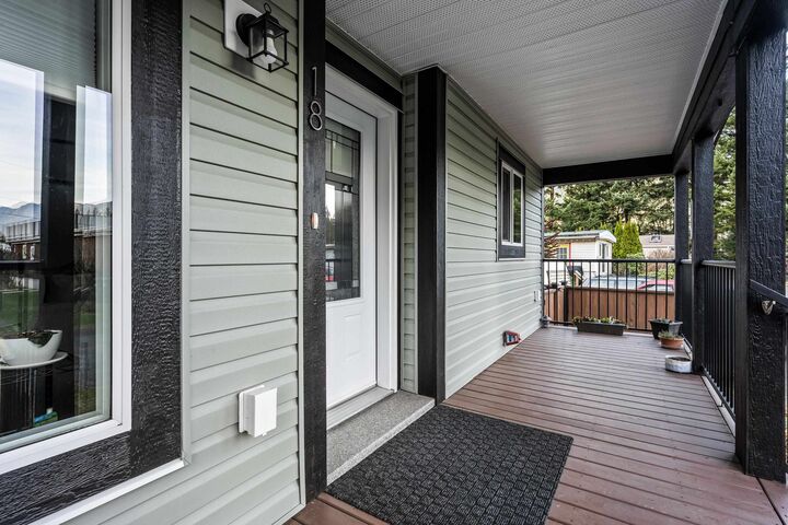 Property Photo: 63071 Flood Hope Road 18 BC V0X 1L2