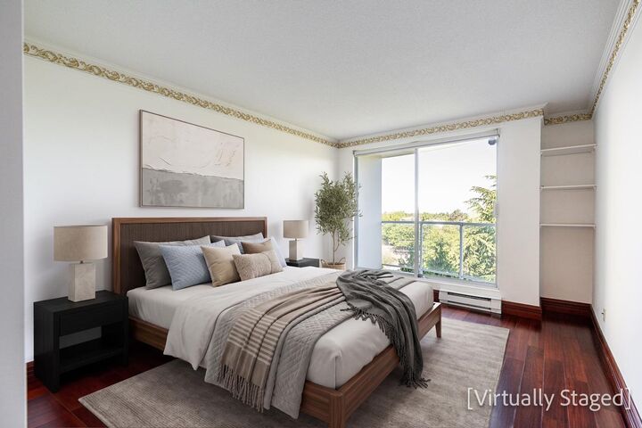 Property Photo:  7680 Granville Avenue 701  BC V6Y 4B9 