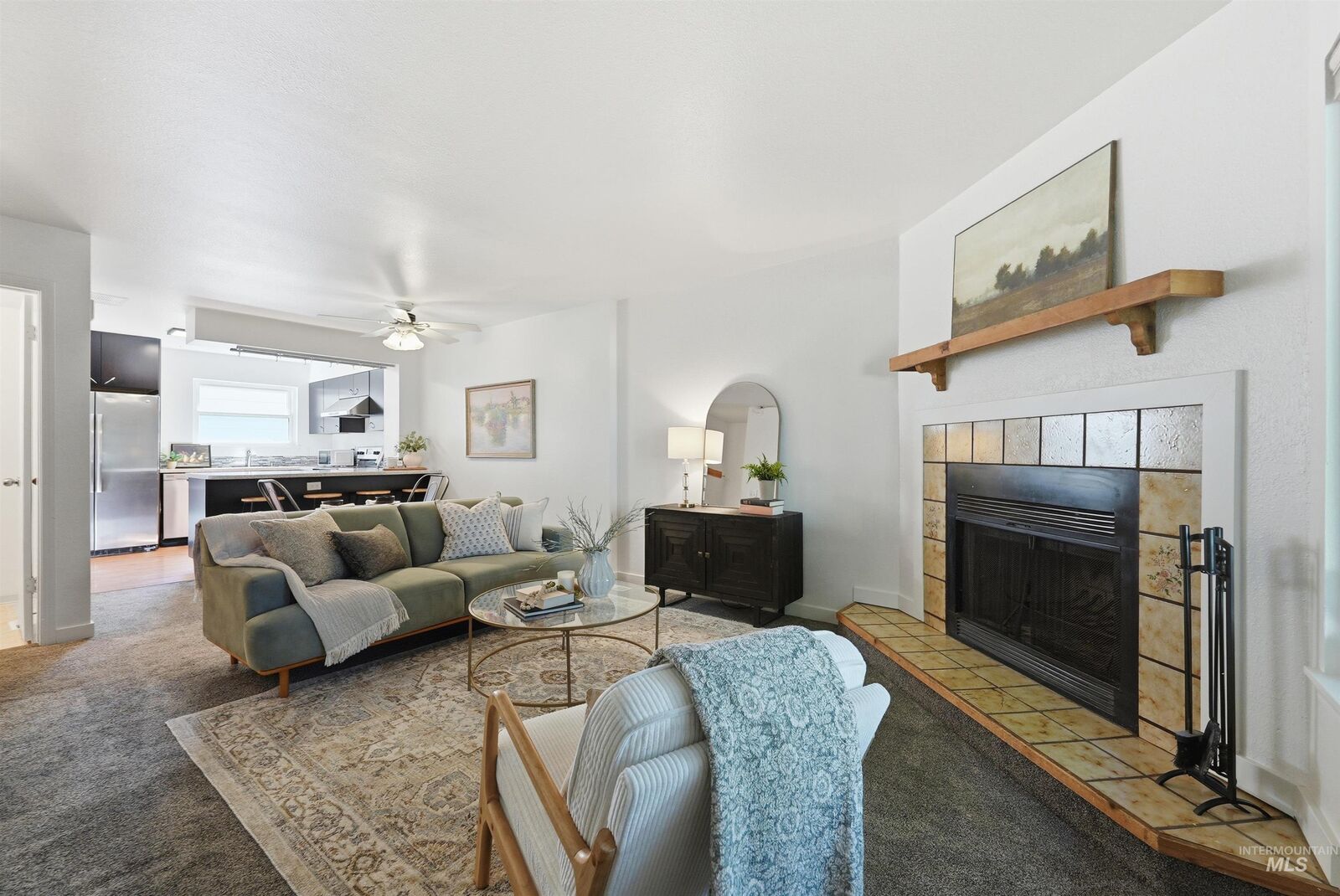 Property Photo:  1841 E Old Saybrook Ln  ID 83706 