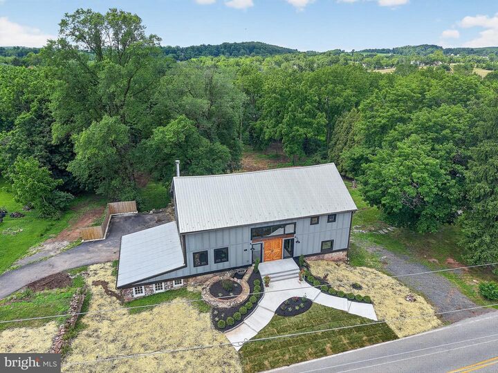 Property Photo:  287 W Seven Stars Road  PA 19460 