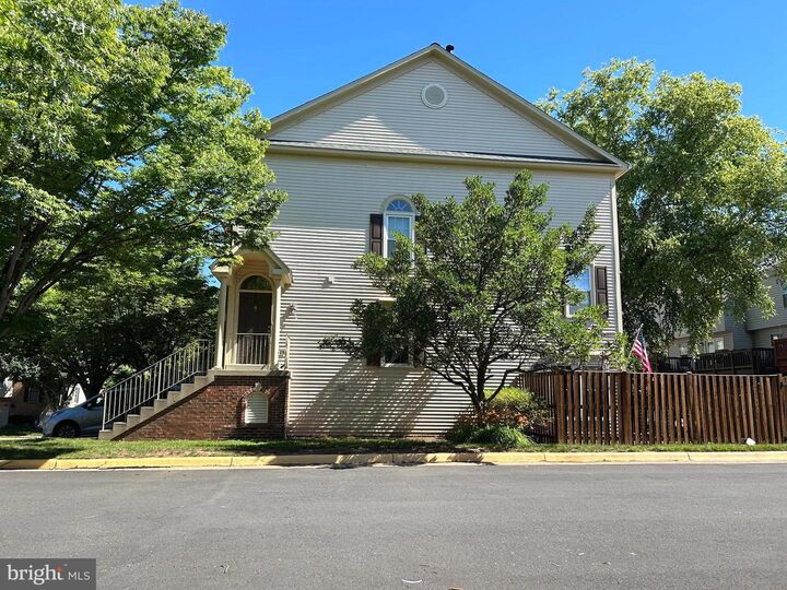 Property Photo:  14718 Winterfield Court  VA 20120 