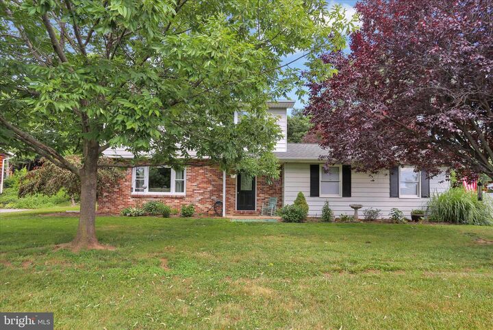 Property Photo: 705 N Turner St PA 19526