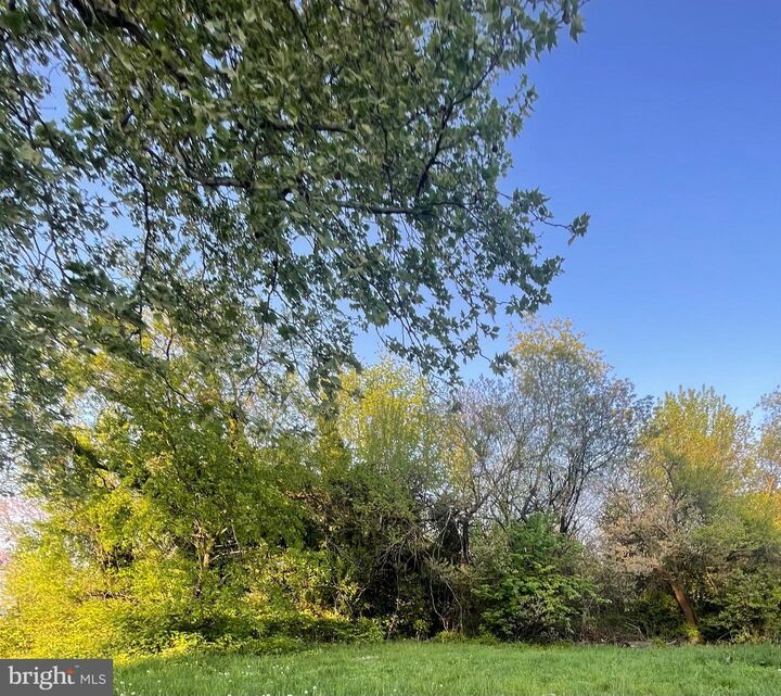 Property Photo:  622 Jackson Street  NJ 08104 