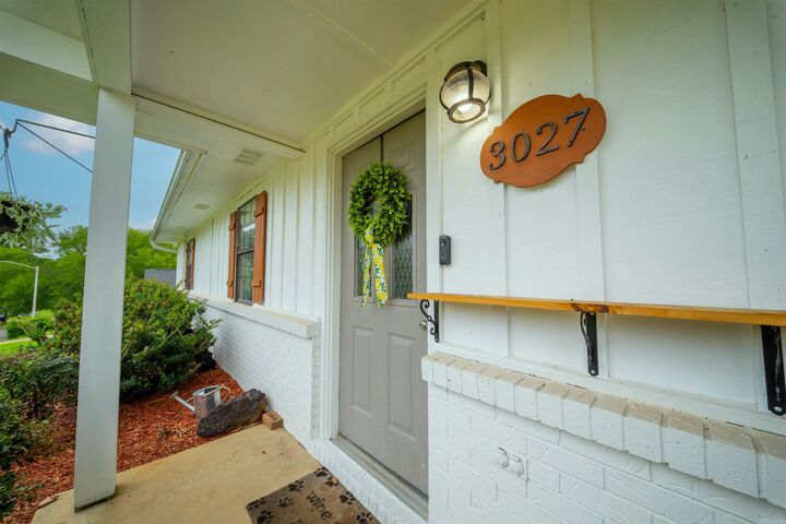 Property Photo:  3027 Huron Street  AR 71701 