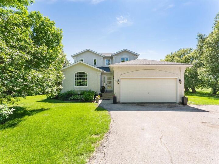 Property Photo:  64 Captain Kennedy Road  MB R1A 2X5 