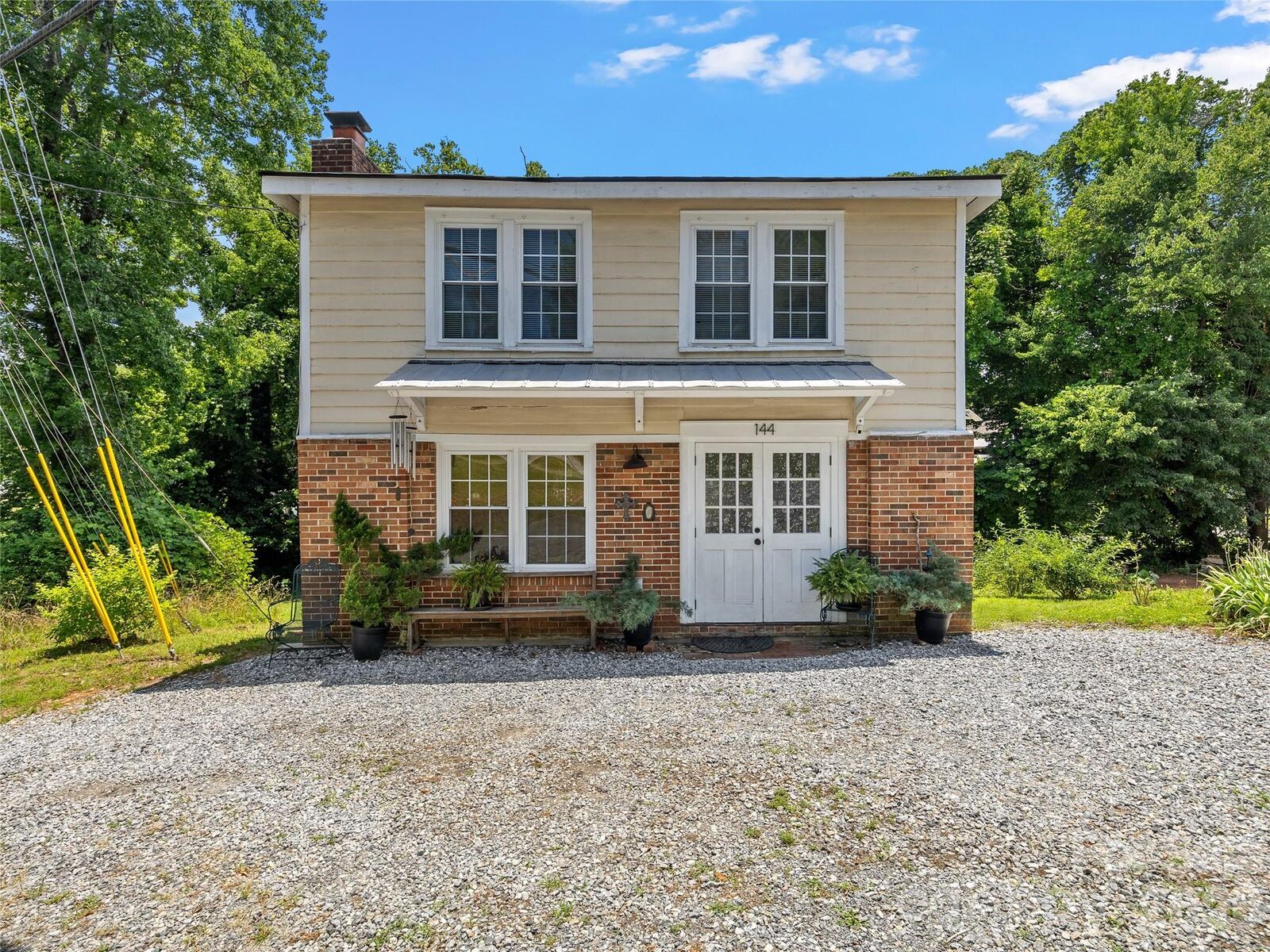 Property Photo:  144 E Howard Street  NC 28782 