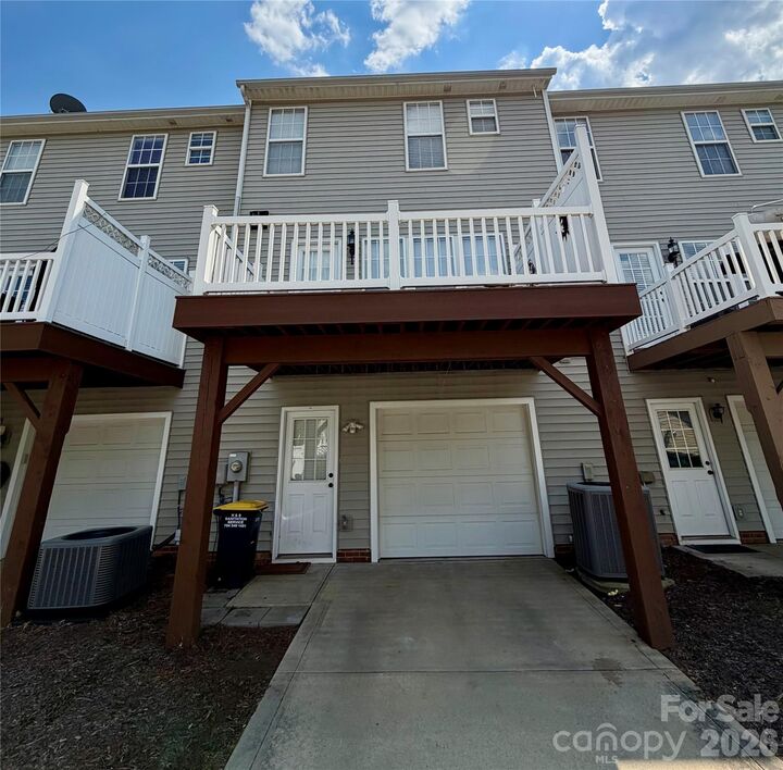 Property Photo: 12727 Bullock Greenway Boulevard NC 28277