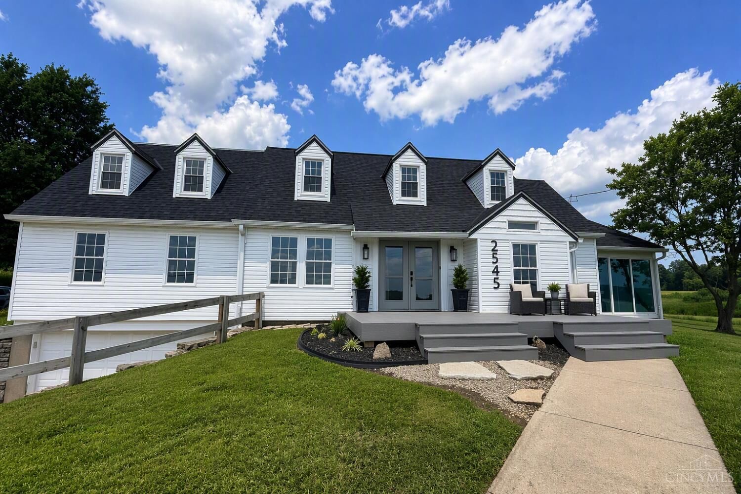 Property Photo:  2545 Cliff Road  OH 45052 