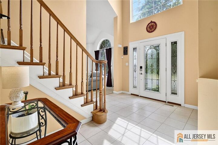 Property Photo:  36 Monticello Way  NJ 08882 
