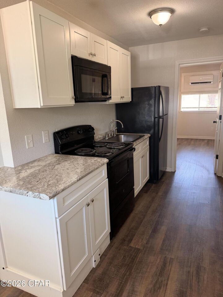 Property Photo:  1400 Gulf Avenue 4  FL 32401 