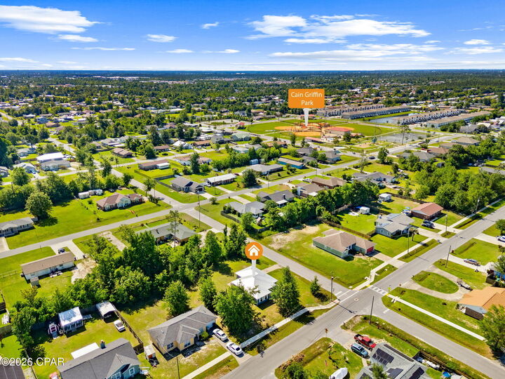 Property Photo: 1419 Minnesota Avenue FL 32444
