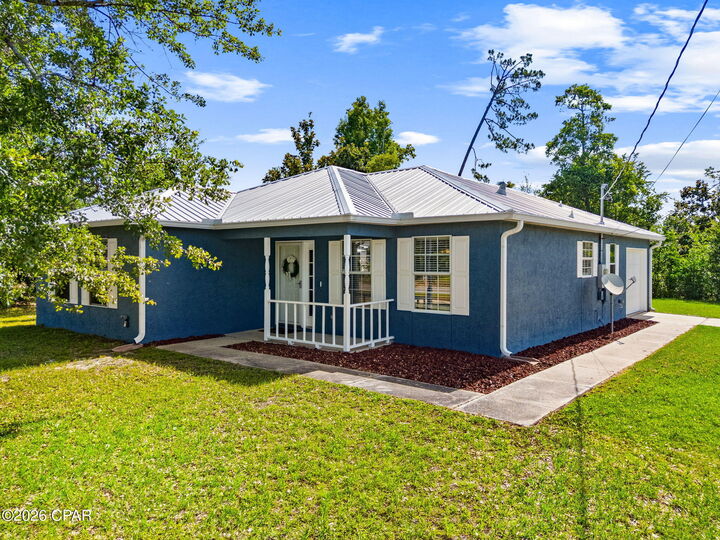 Property Photo:  1419 Minnesota Avenue  FL 32444 