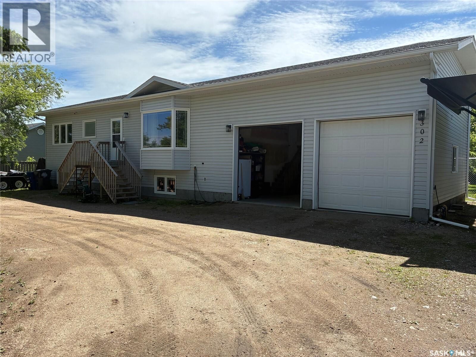 Property Photo:  302 Centre Avenue  SK S9X 1H2 