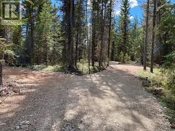 8930 33 Highway East Lot 13 — photo 1
