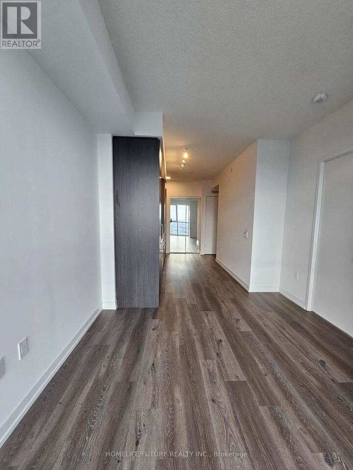 Property Photo:  225 Commerce Street 2808  ON L4K 0R1 