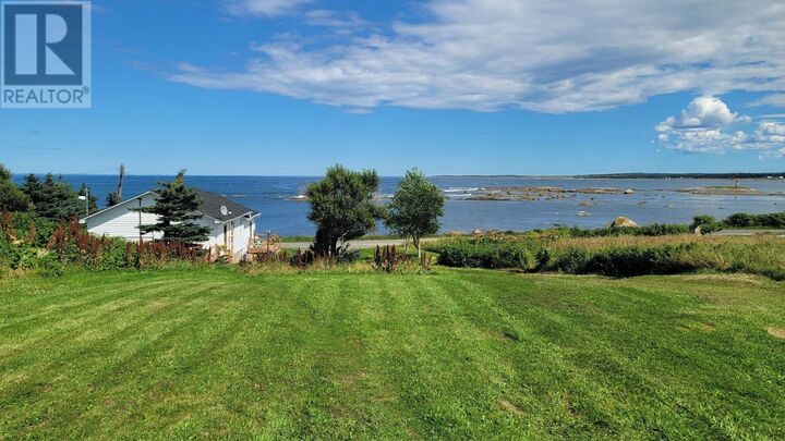 Property Photo:  10 Seaview Drive  NL A0G 2Y0 