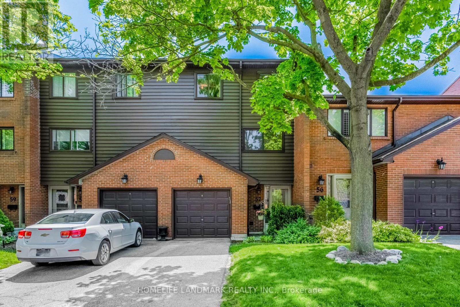Property Photo:  4165 Fieldgate Drive 57  ON L4W 2M9 