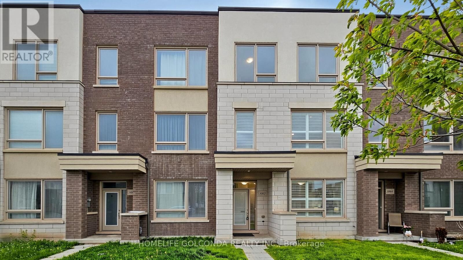 Property Photo:  3062 Ernest Appelbe Boulevard  ON L6H 0L9 