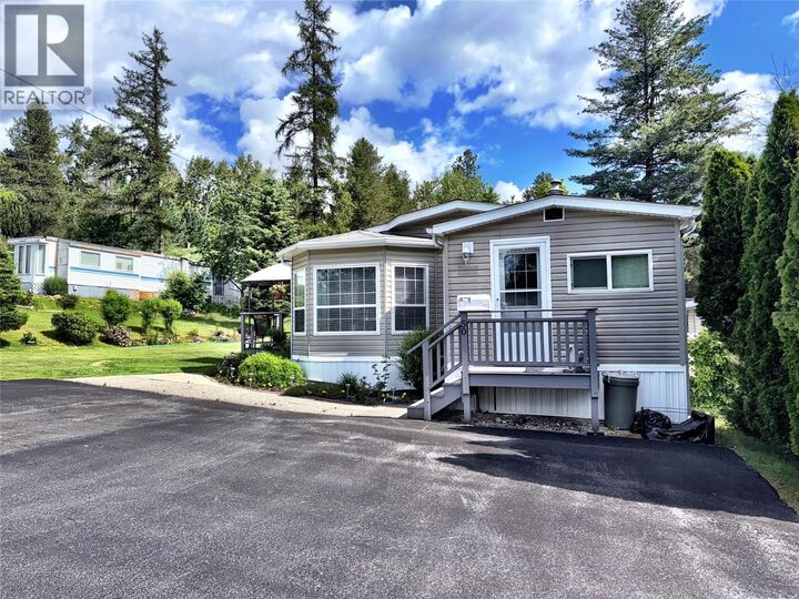 Property Photo: 500 16th Avenue 50 BC V0G 1G0