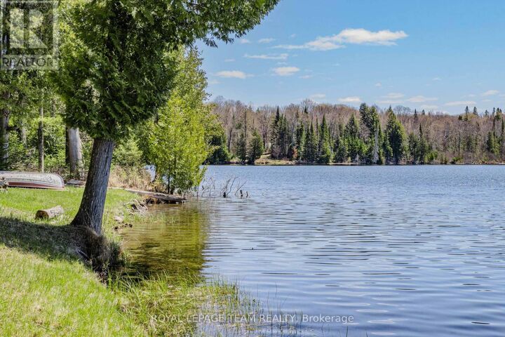Property Photo:  662 Long Lake Road  ON K0J 1B0 