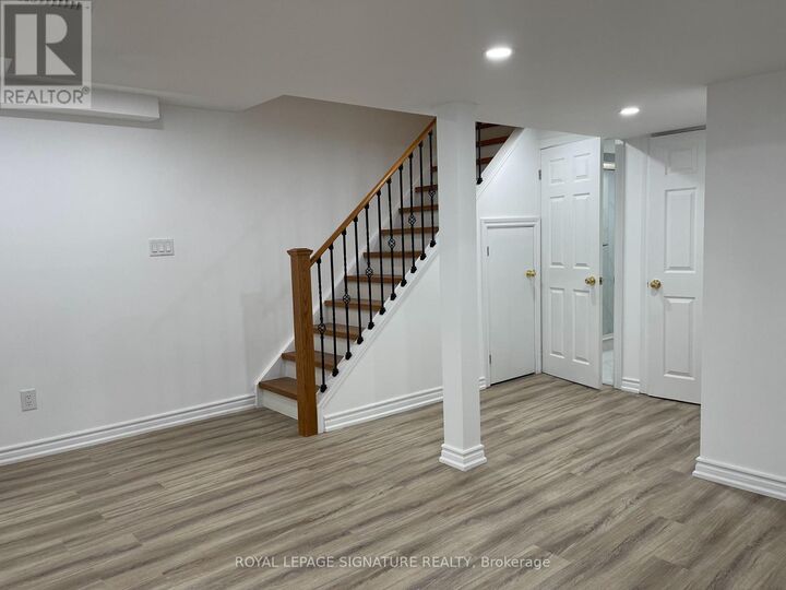 Property Photo: 46 Tara Crescent ON L3S 4S8