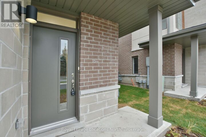 Property Photo:  35 Dawson Drive 5  ON L9Y 2L8 