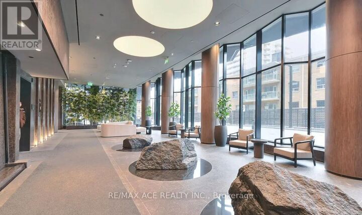 Property Photo:  110 Broadway Avenue 2213  ON M4P 1V7 