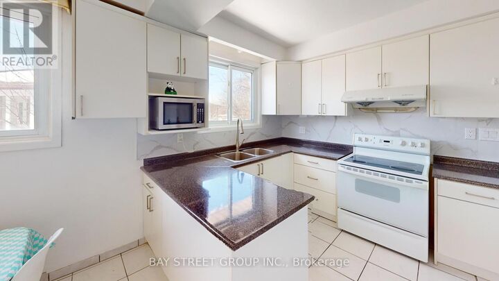 Property Photo:  42 Iangrove Terrace  ON M1W 2H2 