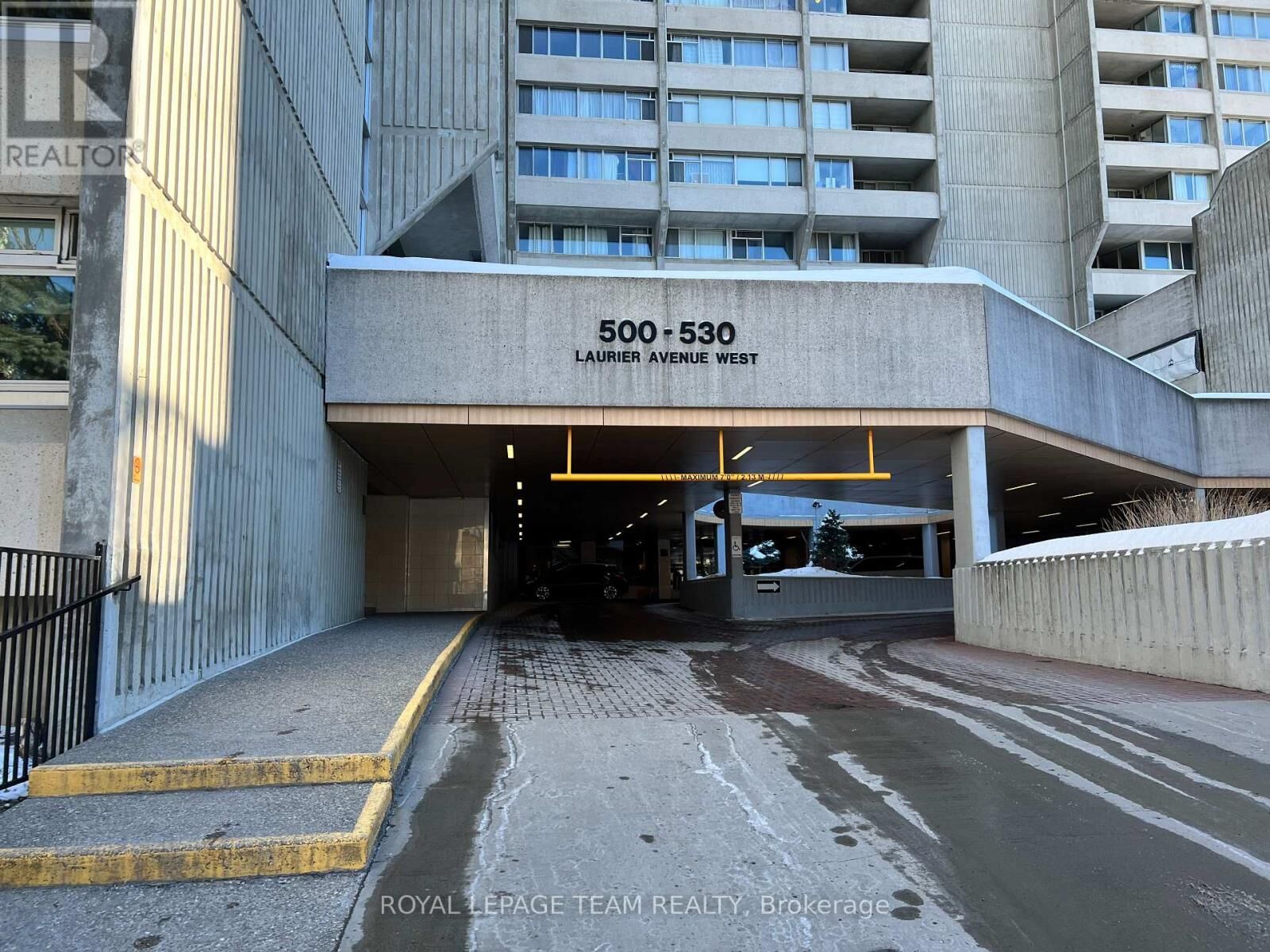 Property Photo:  530 Laurier Avenue 2007  ON K1R 7T1 